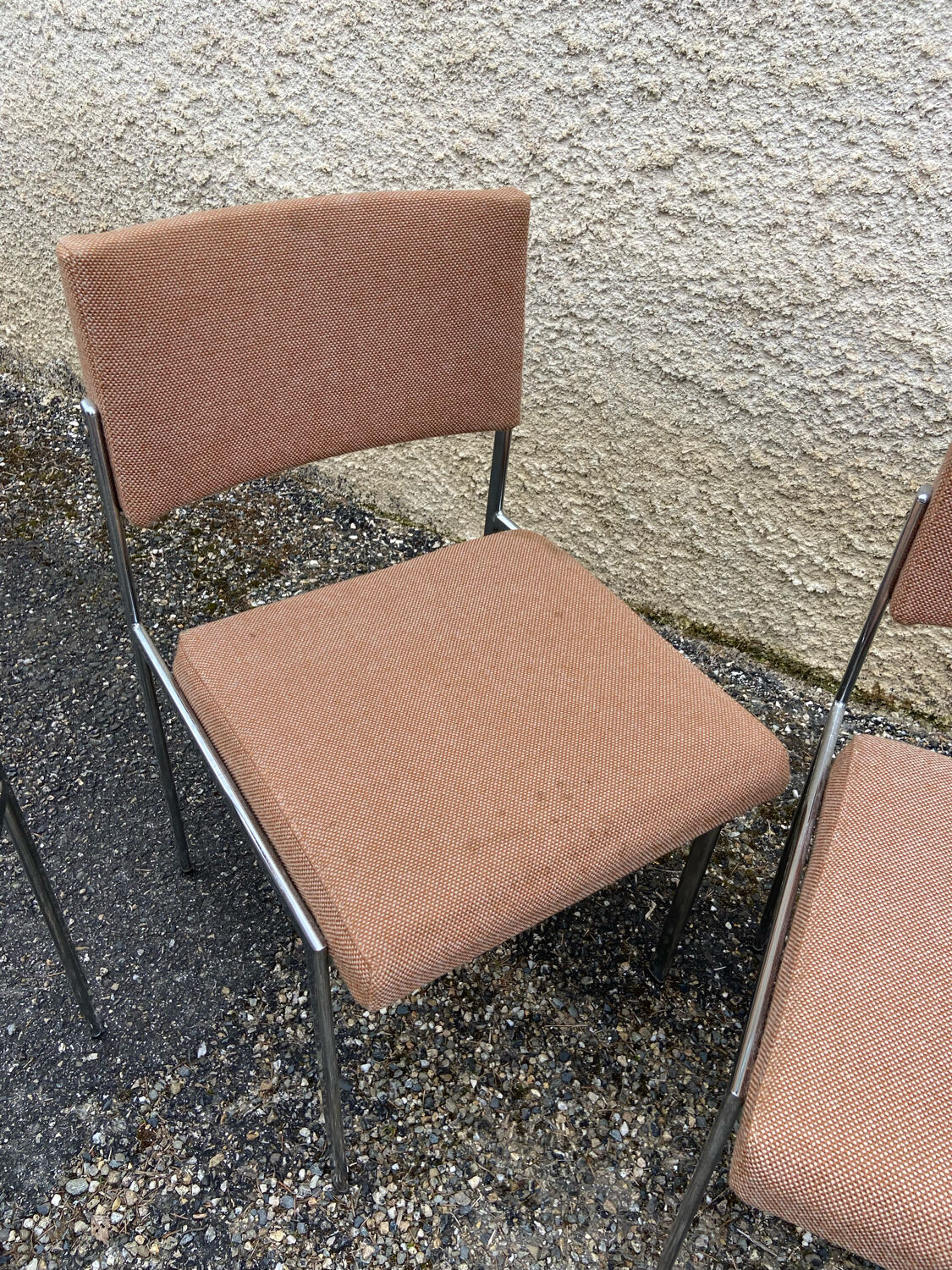 Set of 4 chromed metal chairs