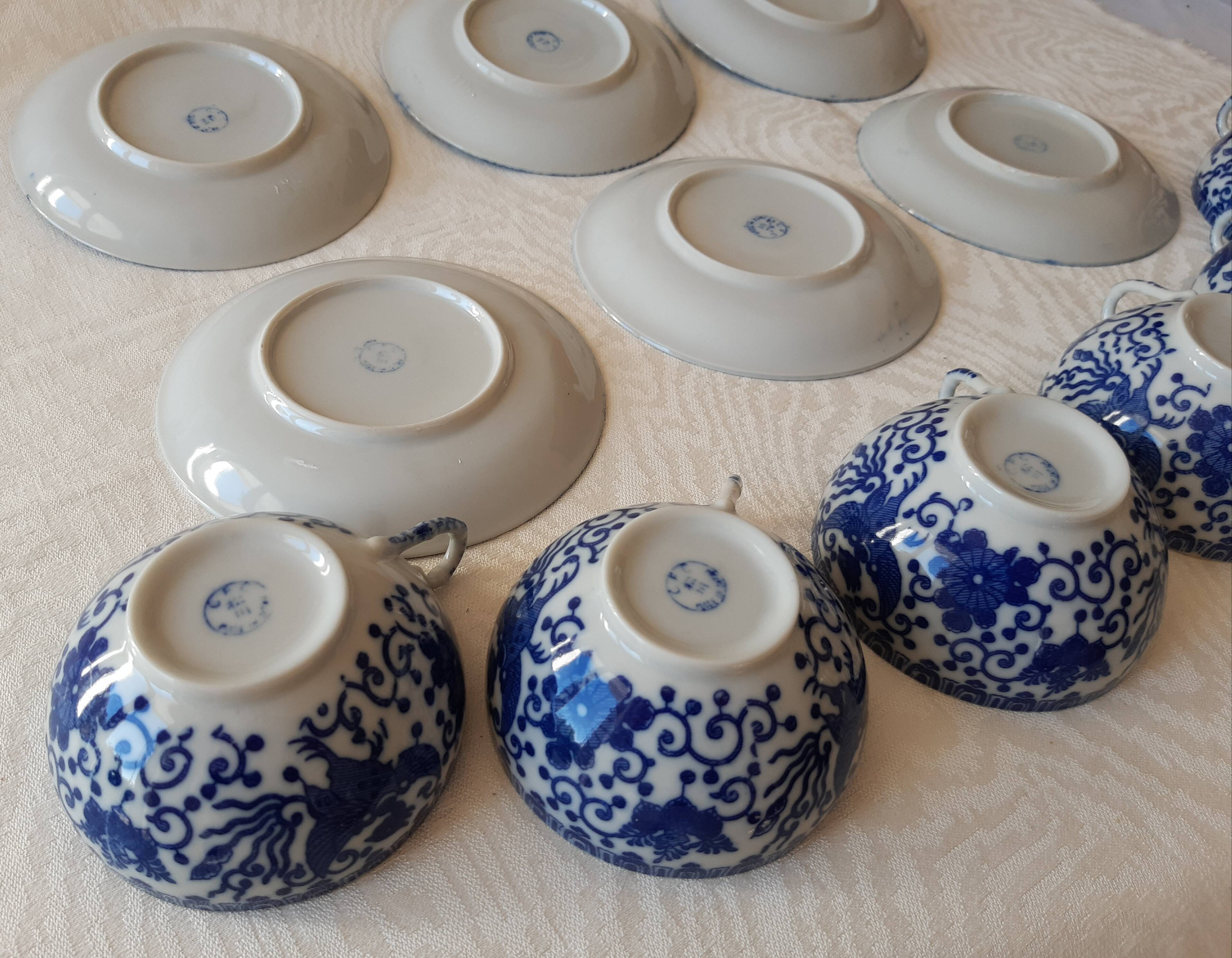 6 teacups made of fine porcelain from vintage Japan