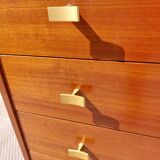 Scandinavian style commode