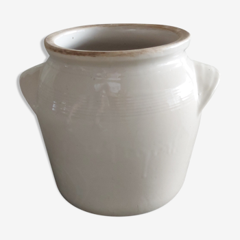 Sandstone pot