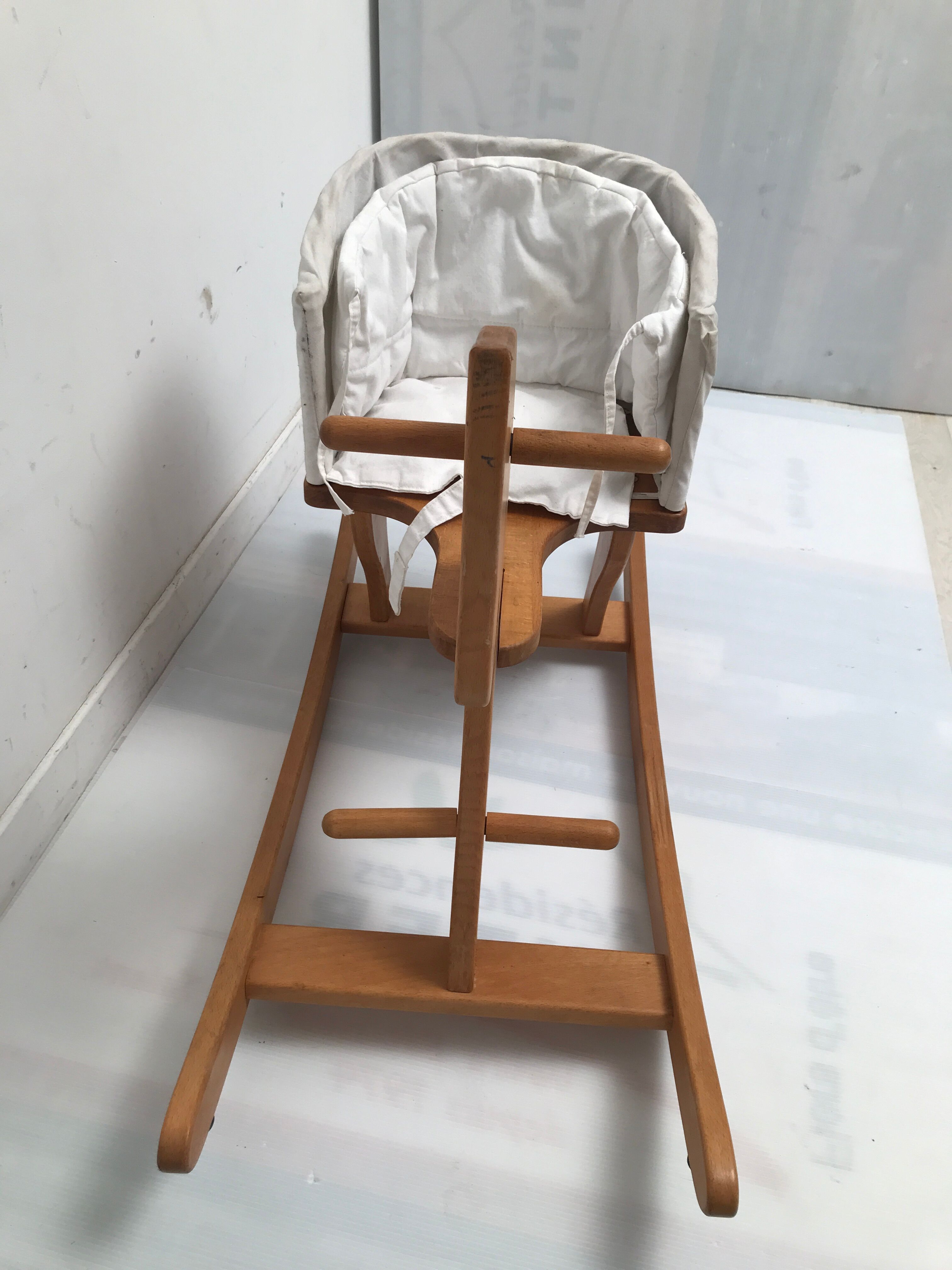 Rocking horse white wicker basket Moulin Roty