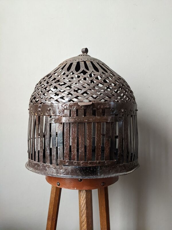 Cage à oiseaux en fer forgé fabrication artisanale Inde