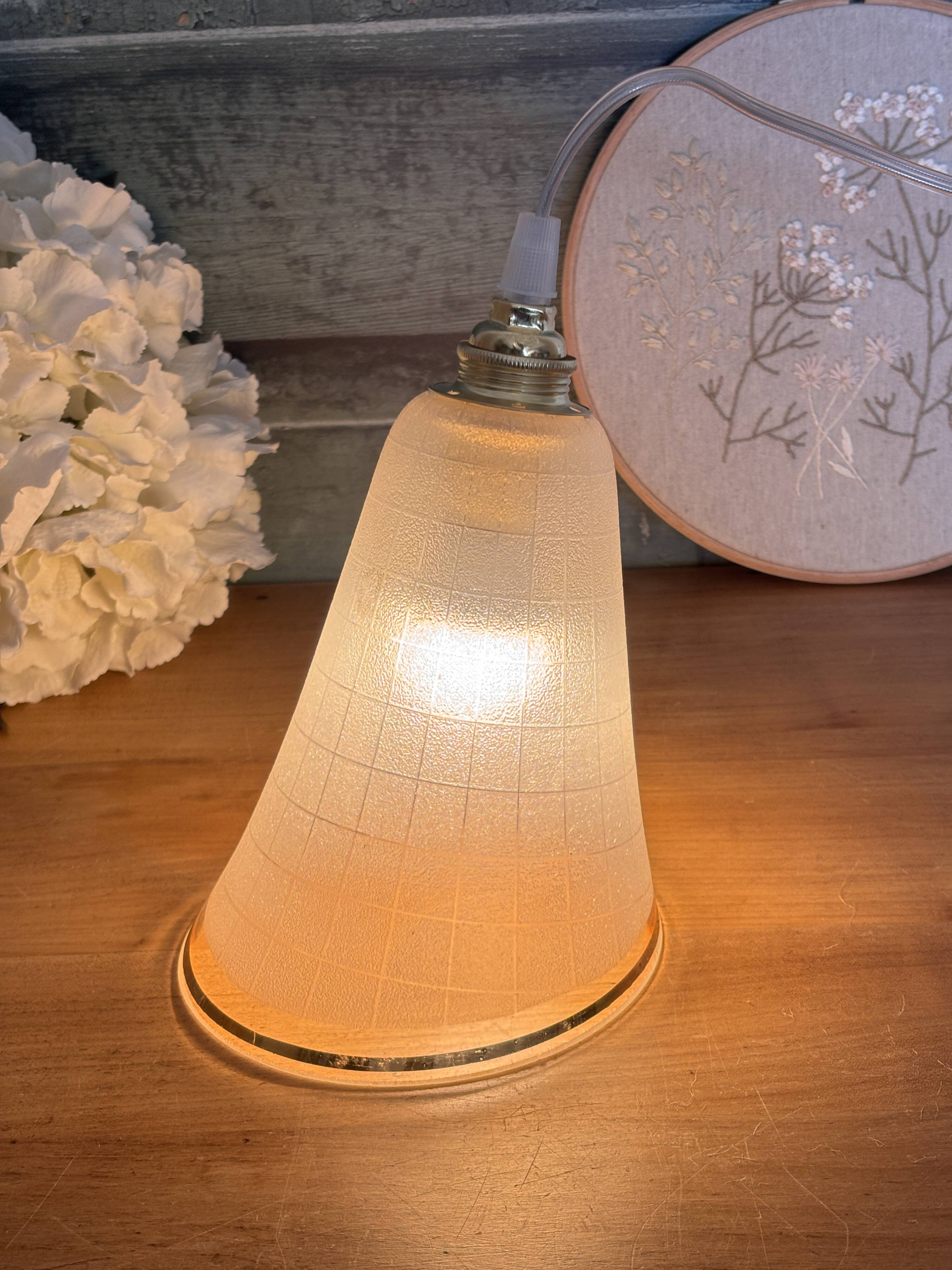 "Clara" portable lamp