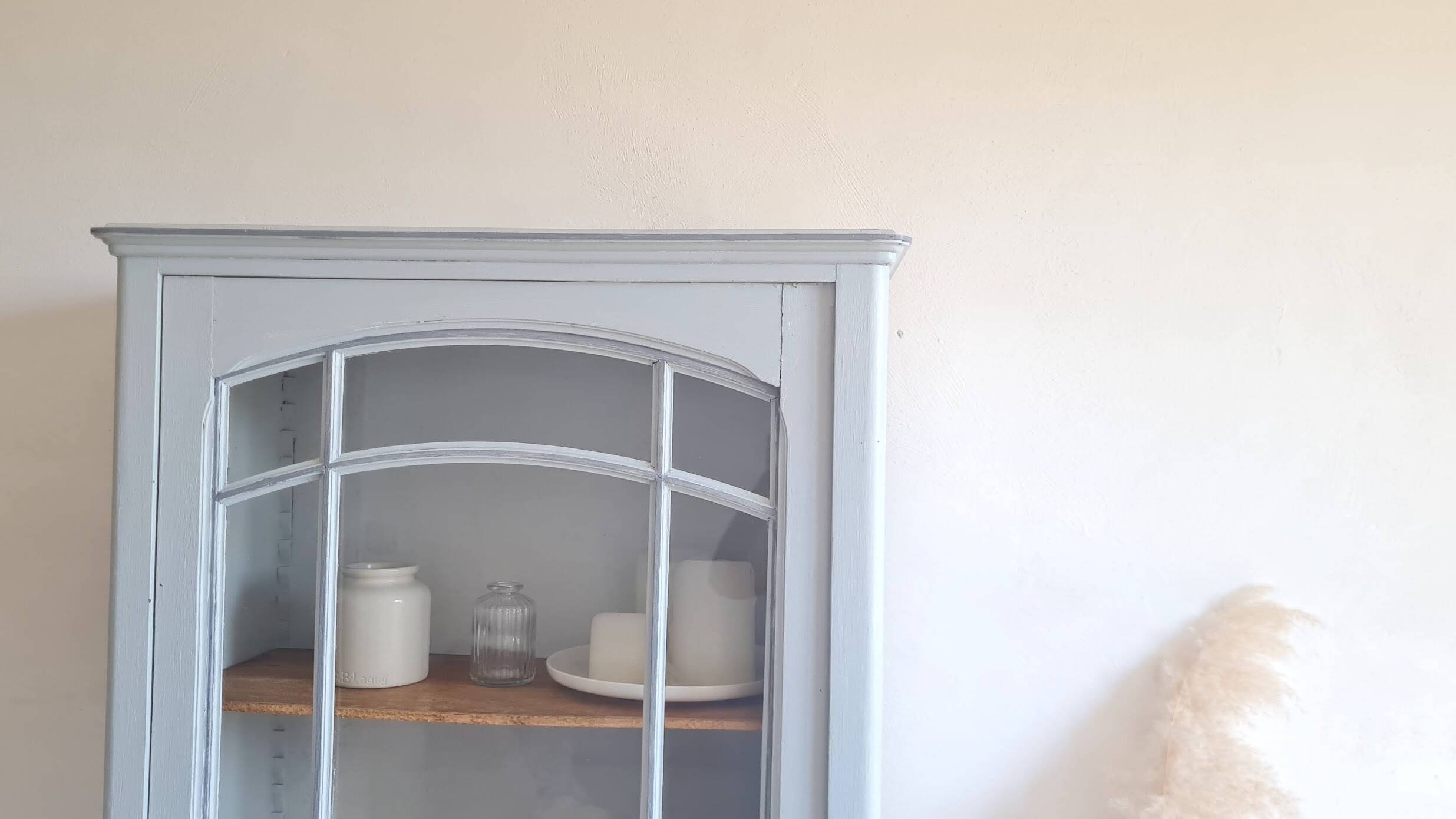 Parisian Art Deco glass cabinet