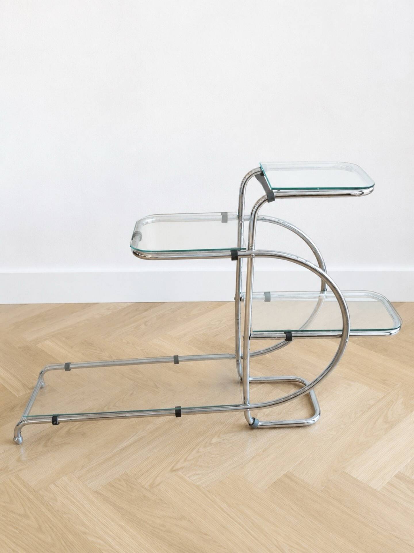 Bauhaus shelf attributed to Émile Guyot for Thonet 1930
