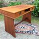 Bureau marine vintage en teck à 2 tiroirs