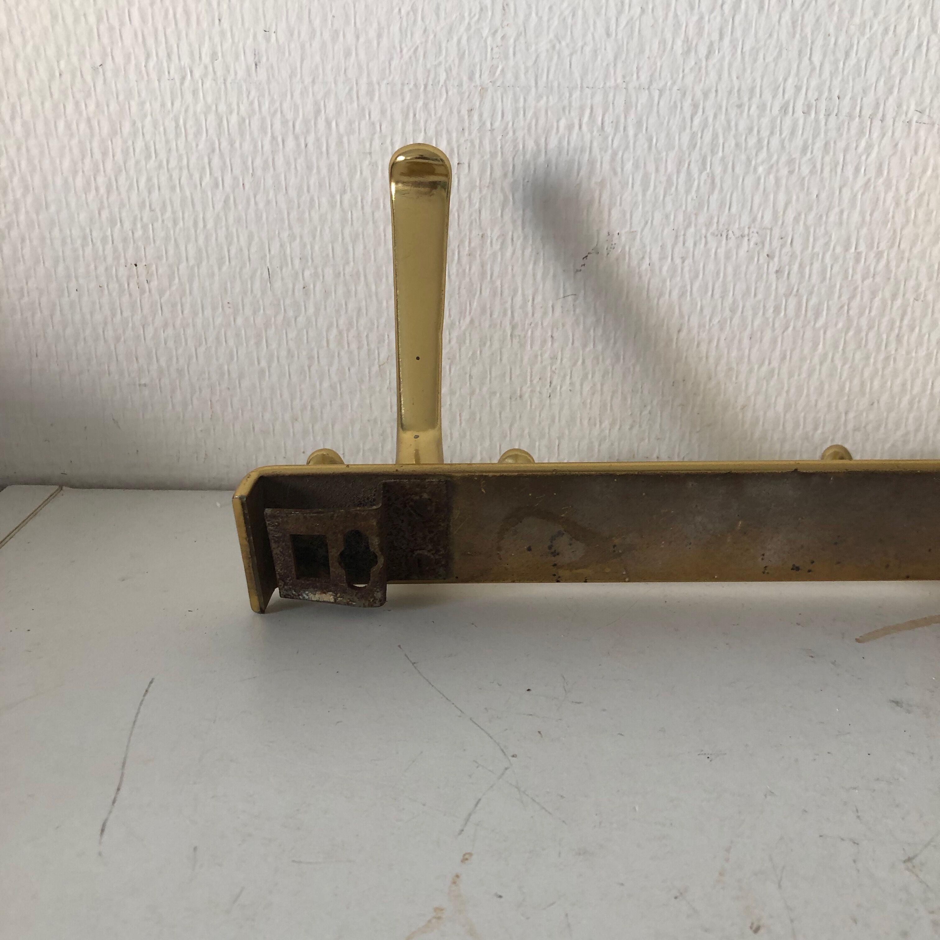 Golden coat rack 4 vintage pads 1960 55x10cm