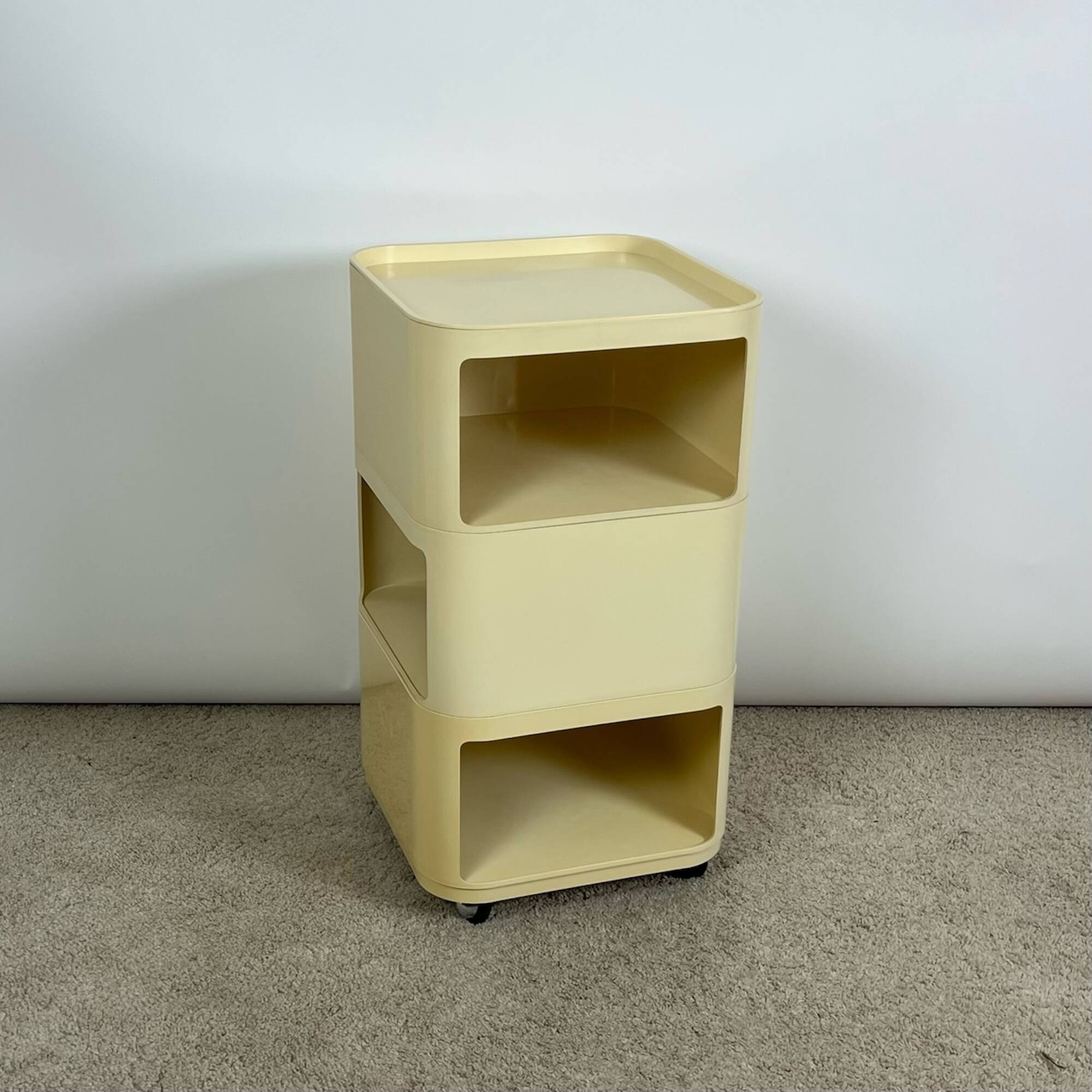 Square-based Cabinet with wheels Componibili Anna Castelli Kartell, 1960s