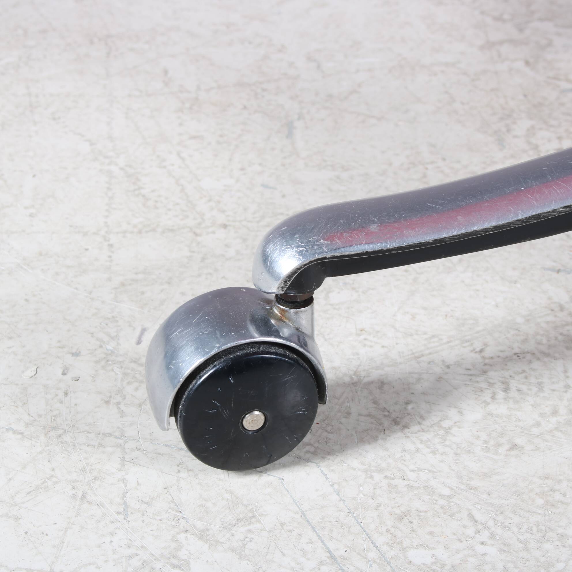 1980s “Modus” Desk chair by Osvaldo Borsani for Tecno, Italy