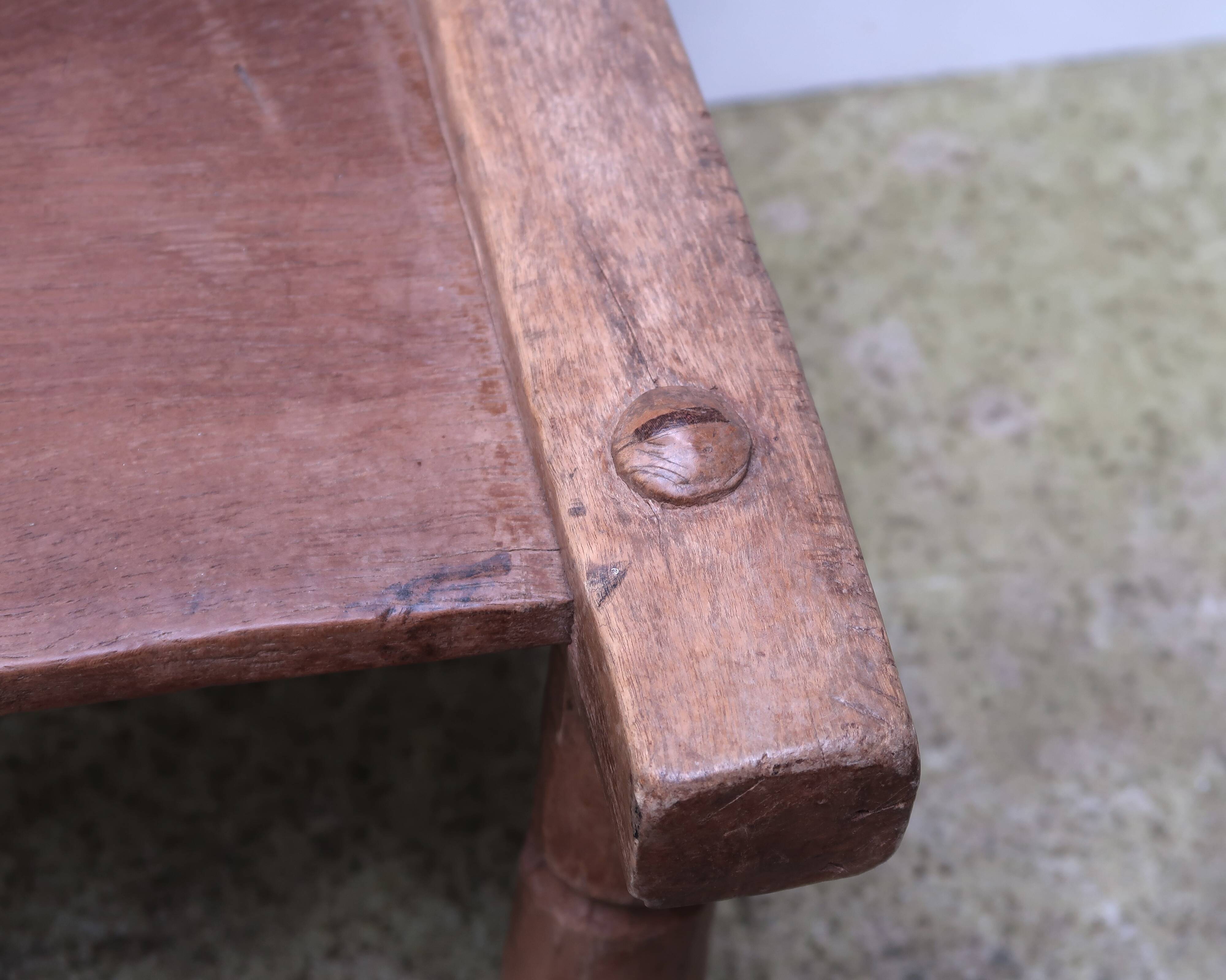 Antique African Baoulé wooden chair, early 20th century