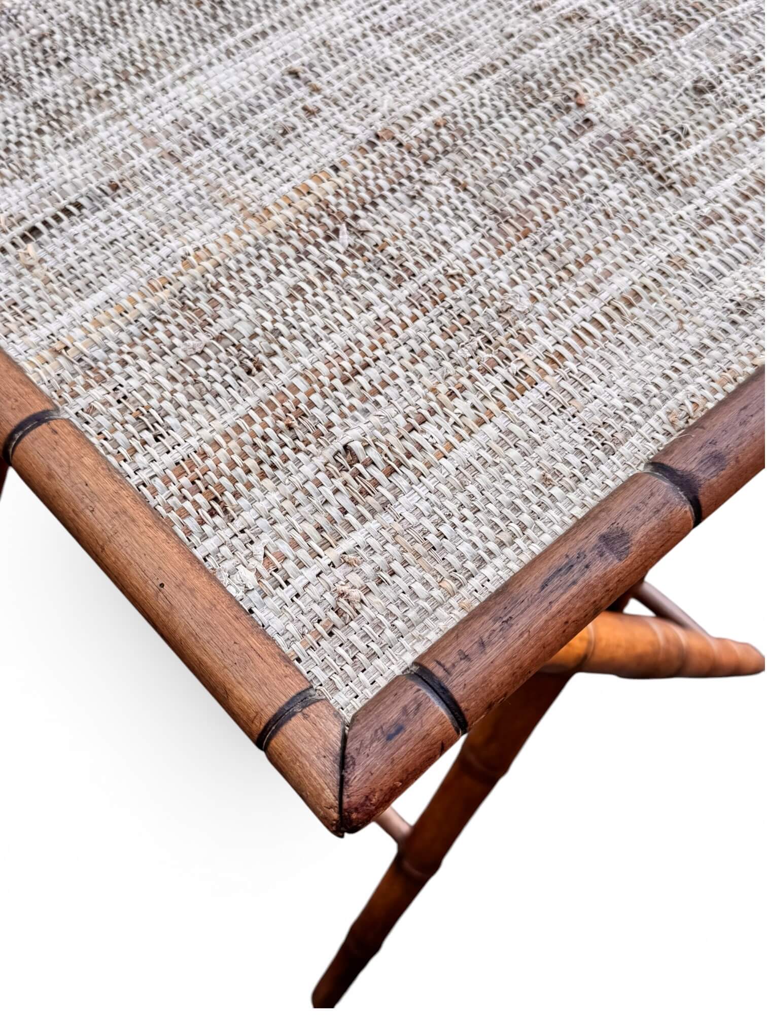 Table d’appoint pliante en faux bambou, époque 1900