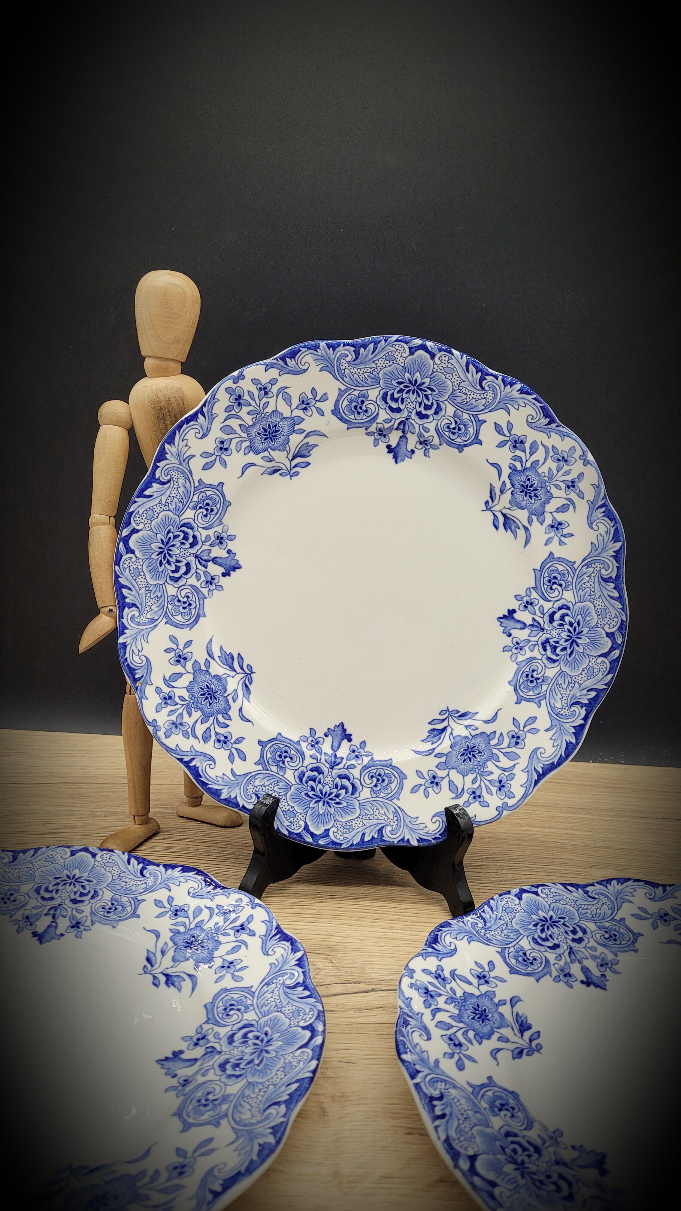 Set 4 flat plates Dordrecht