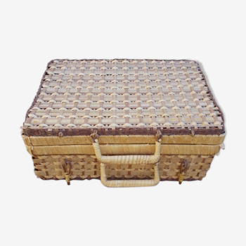 Wicker's valise