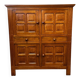 Armoire artisanale brutaliste en chêne à boutons tournés, France, années 1970