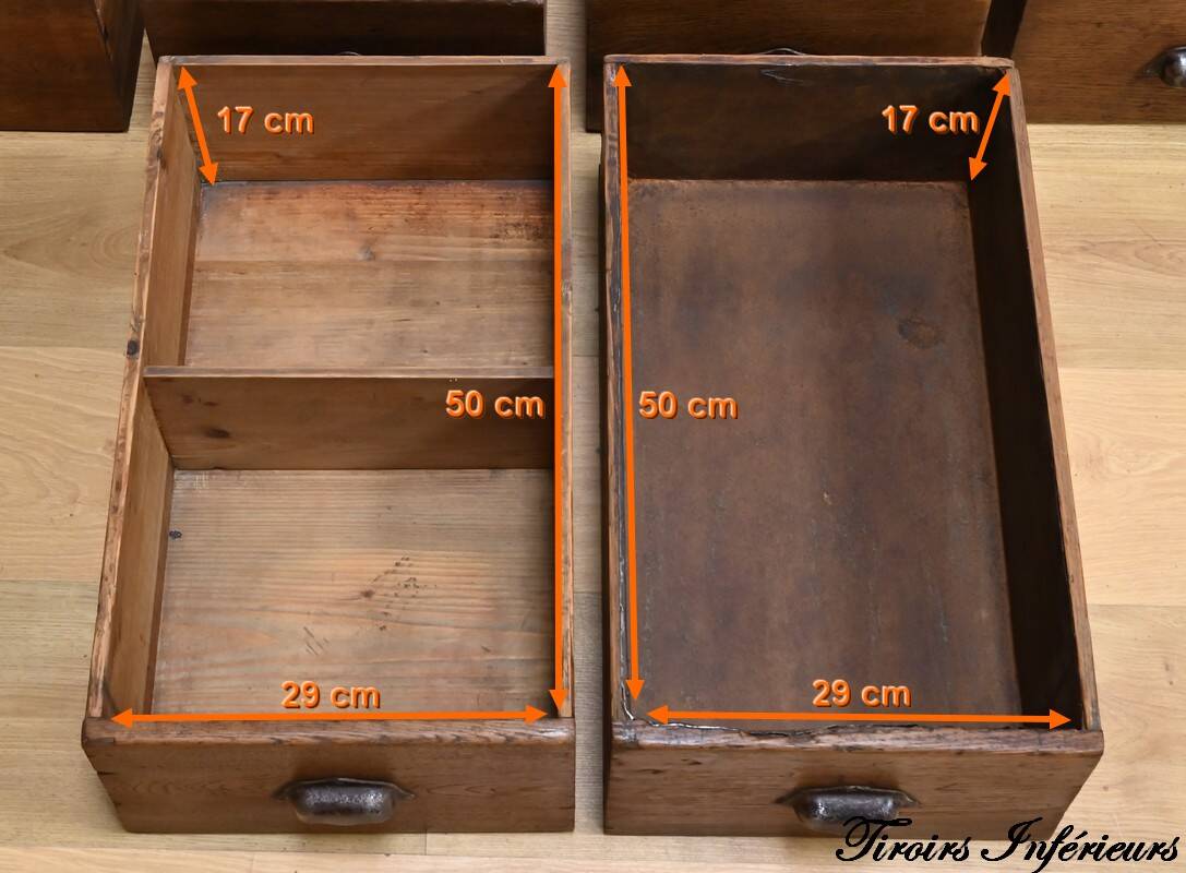 Oak apothecary counter – 1920