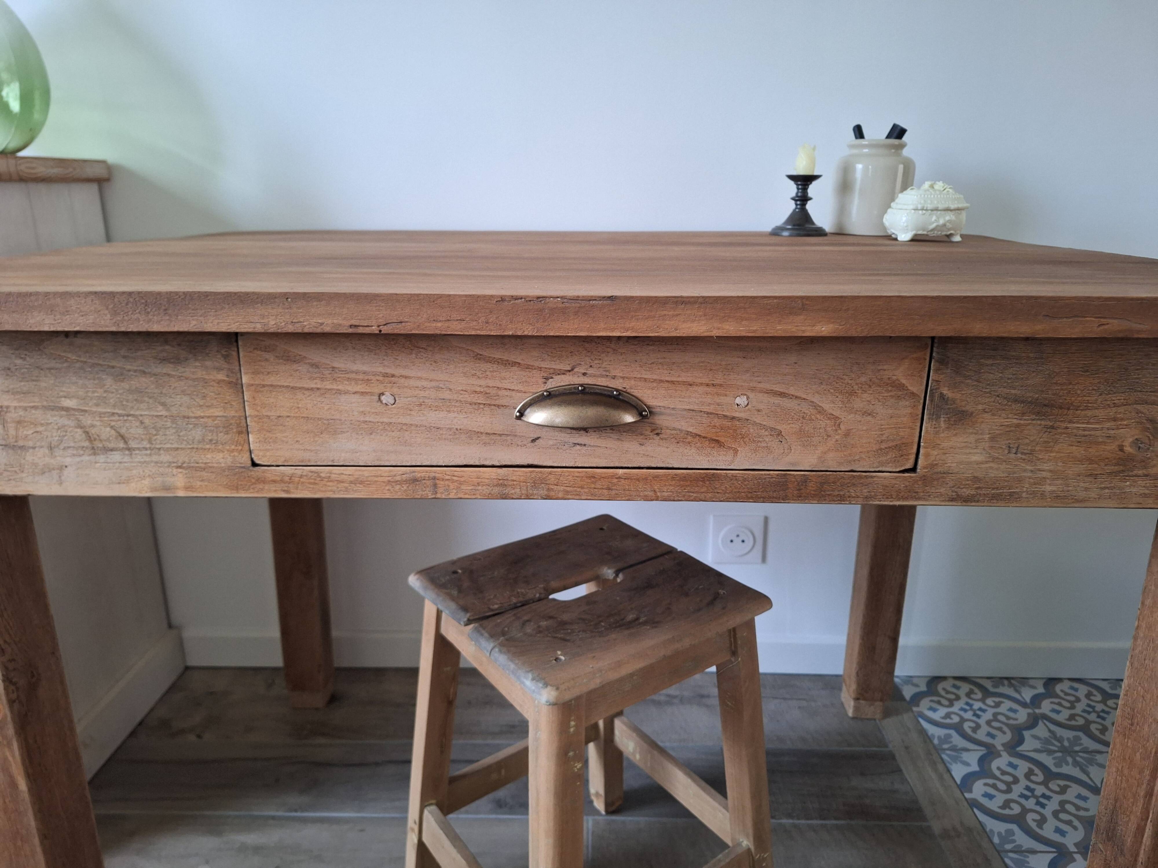 Desk / Antique oak table