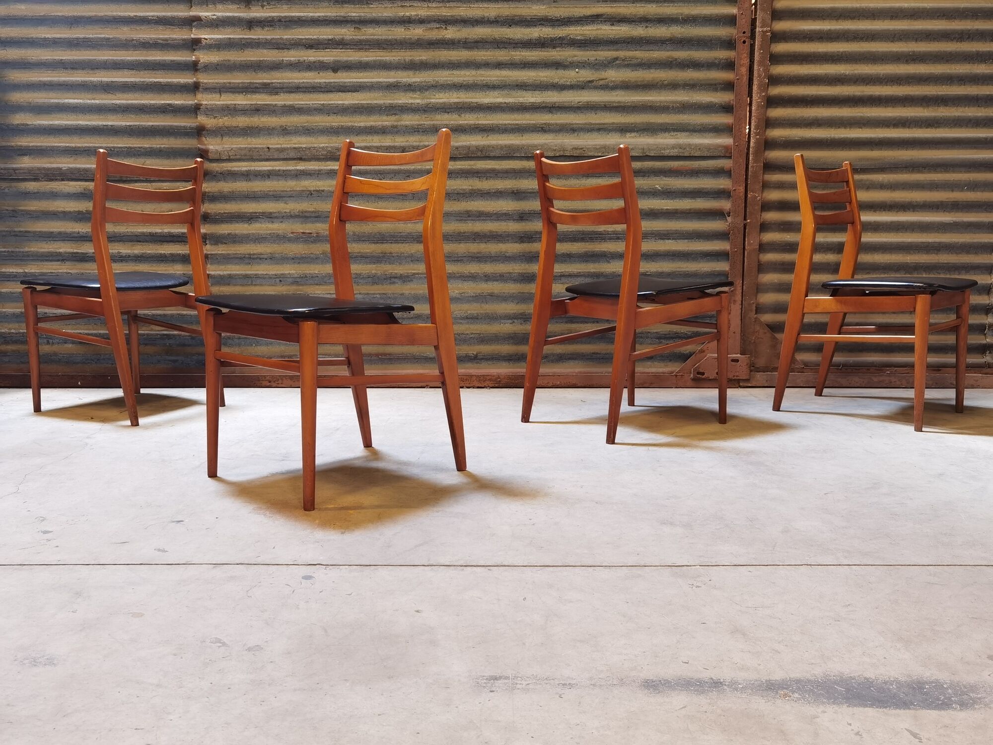 Set of 4 french chairs in scandinavian style year 60