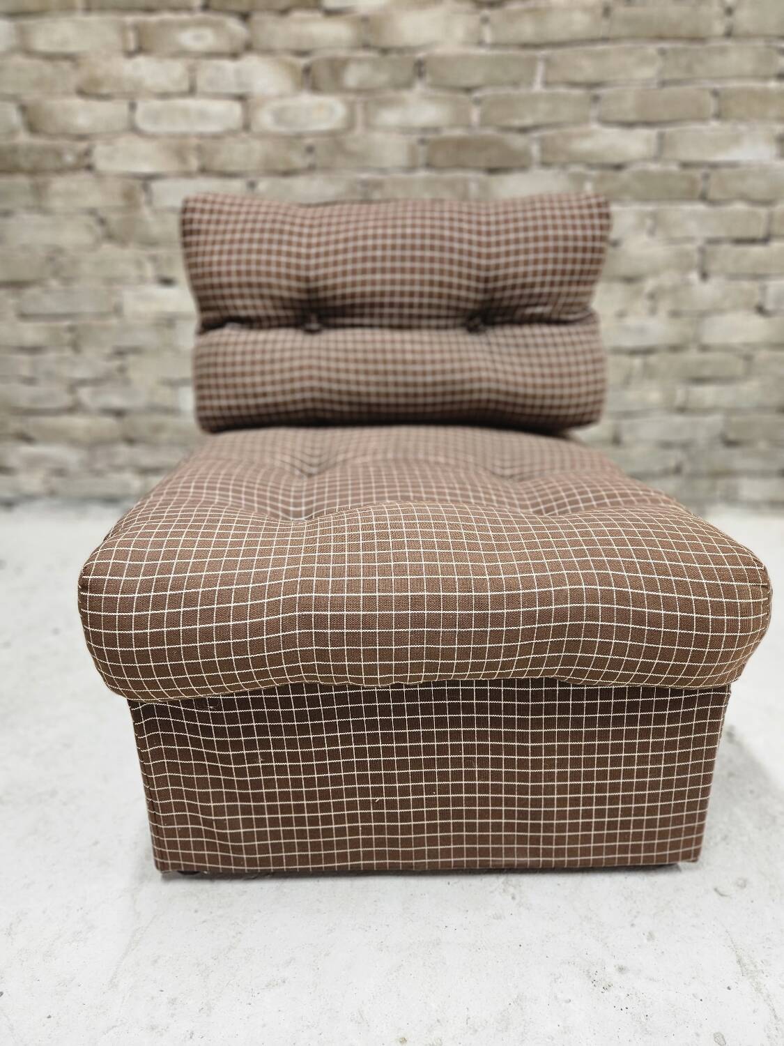 Vintage fireside chair 1970