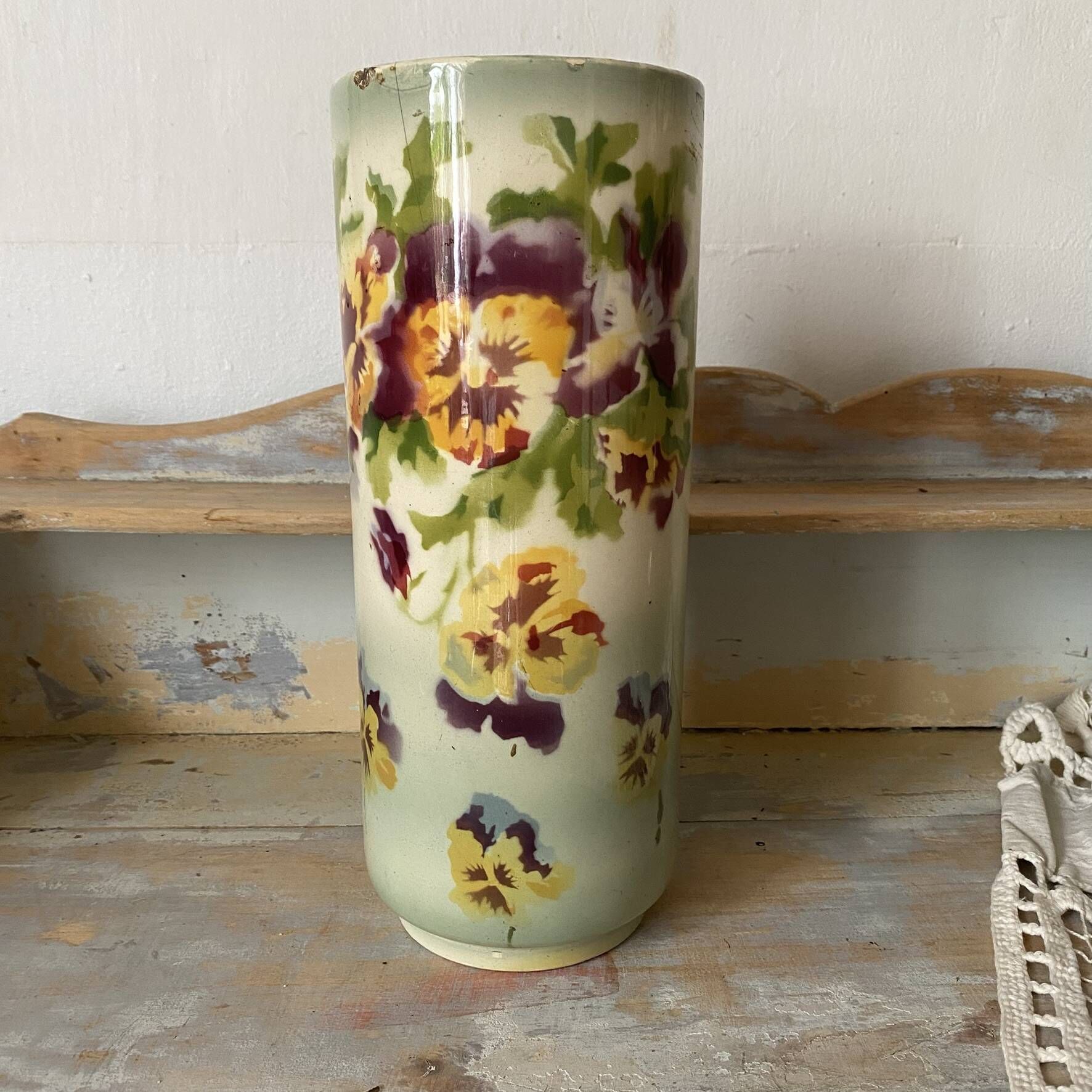 Large tubular vase in Choisy-le-Roi earthenware, decorated with pansies.