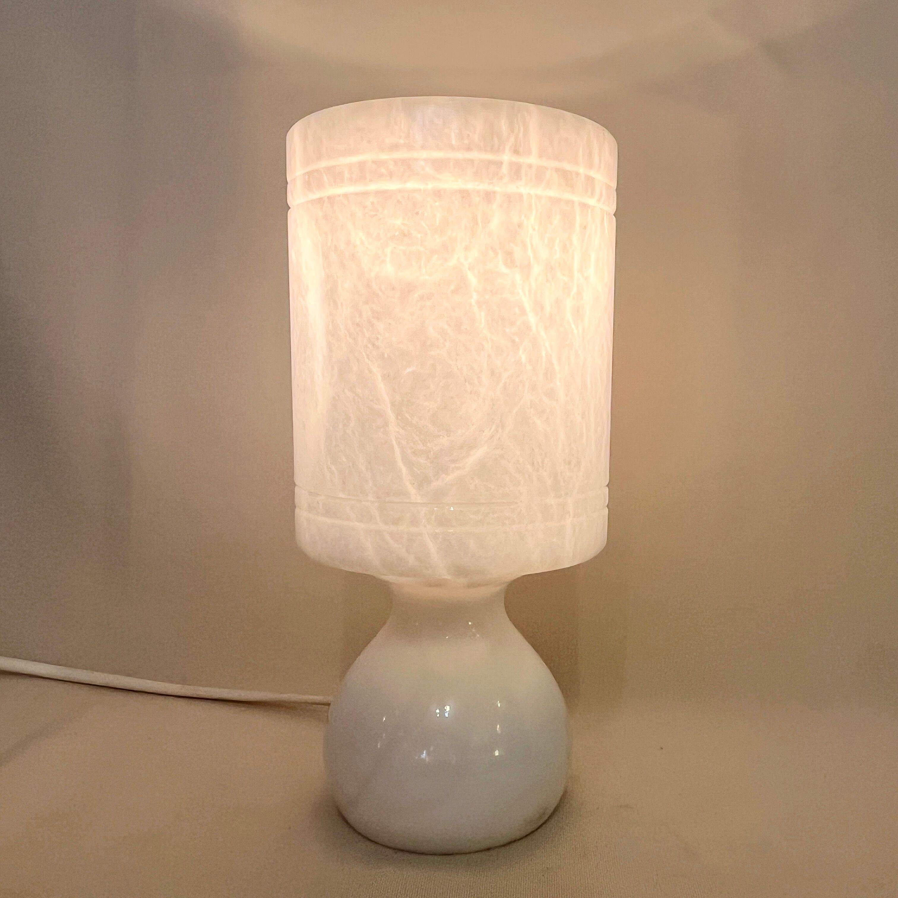 White alabaster lamp - Alabaster night light