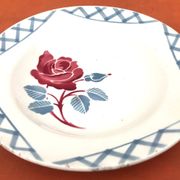 Années 1920 Assiette creuse Badonviller France Demi-Porcelaine