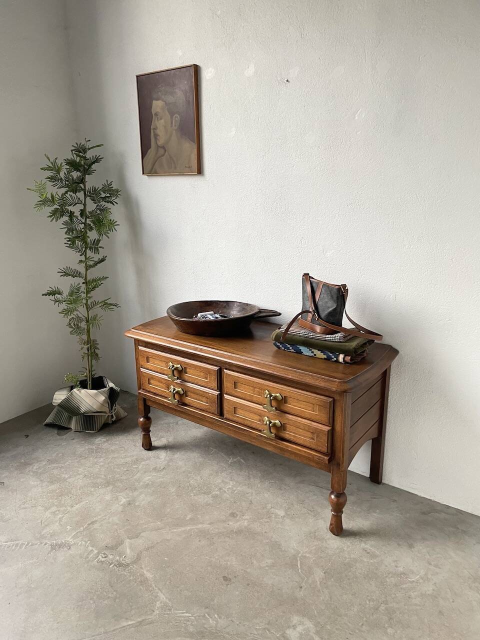 Guillerme and Chambron oak chest of drawers