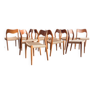 Lot de 10 chaises  71