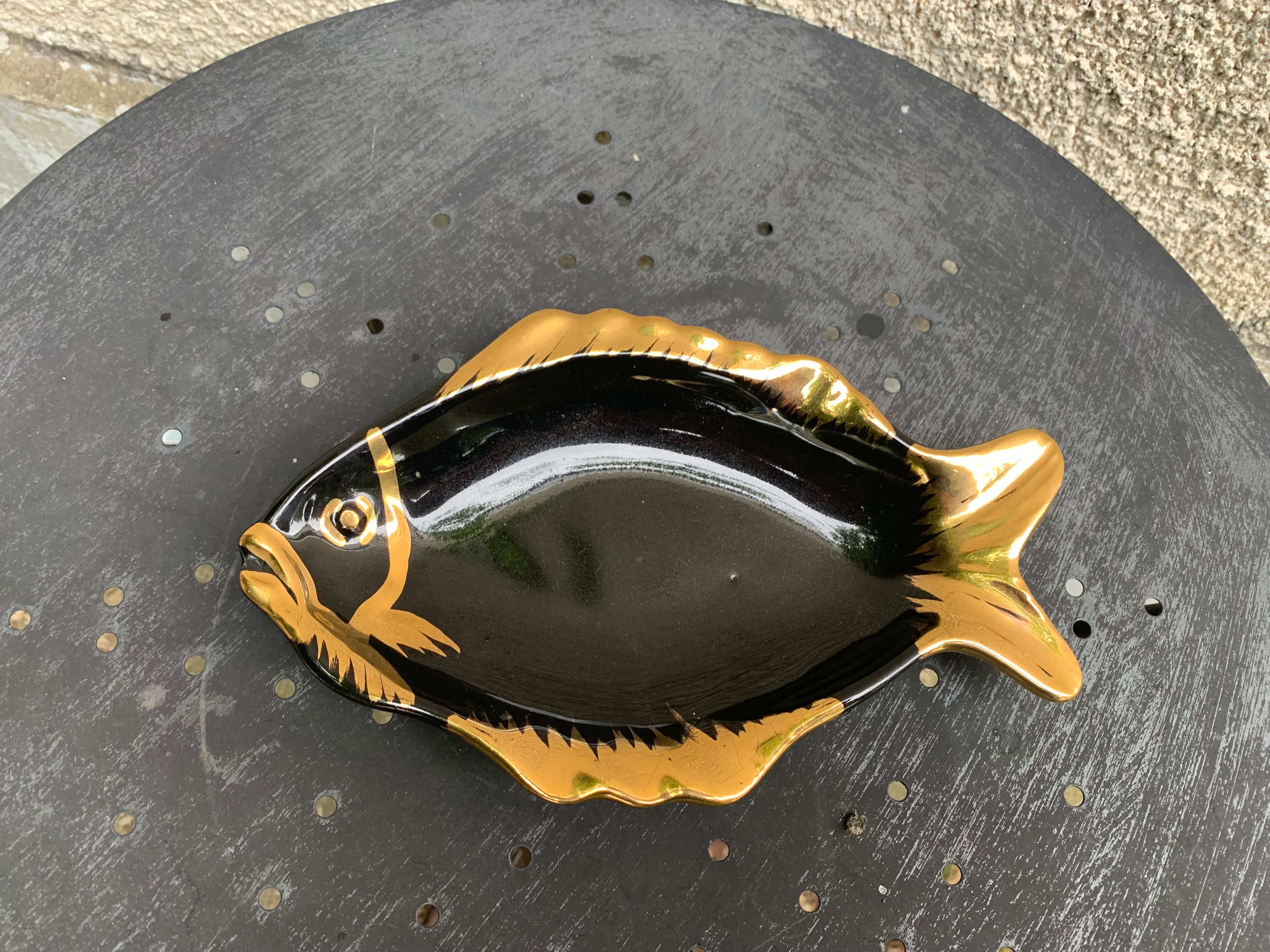 Empty pocket, small dish Fish, glazed ceramic, slip, VALLAURIS style, vintage