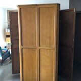 1950s boarding-angle closets