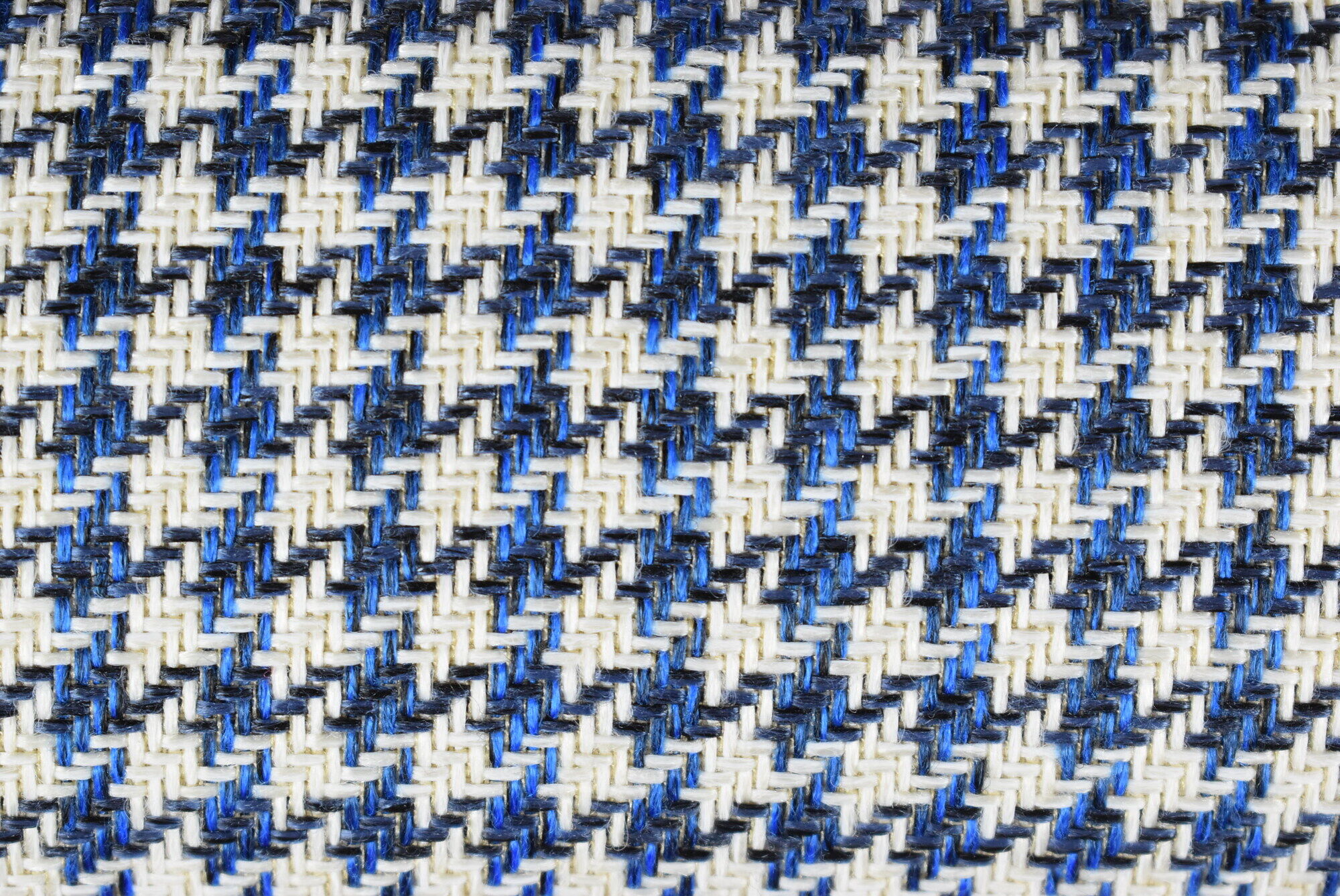 Fauteuil vintage original années 1960, totalement restauré, pied de poule