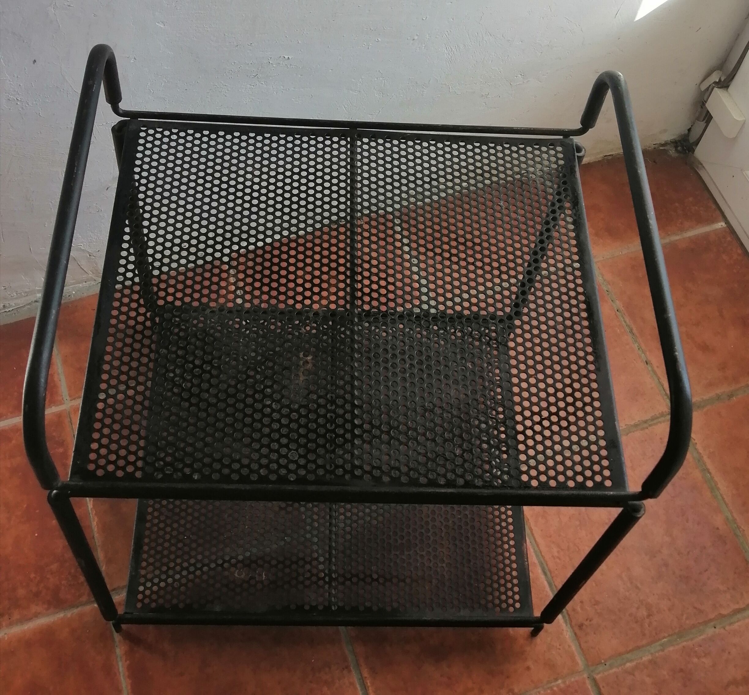 Metal side table service