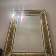 Grand Miroir avec encadrement doré