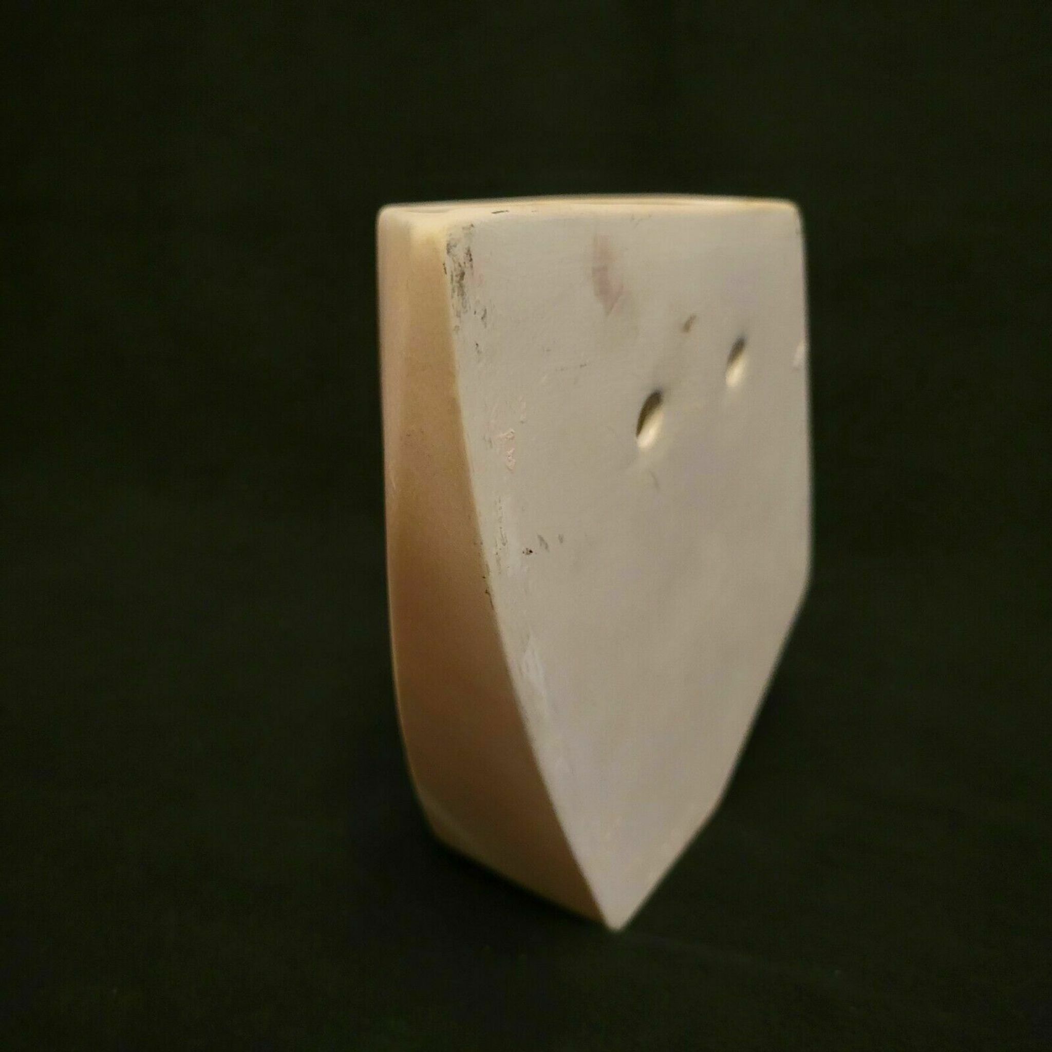 3 pieces in contemporary modernist ceramic Elaine Dick