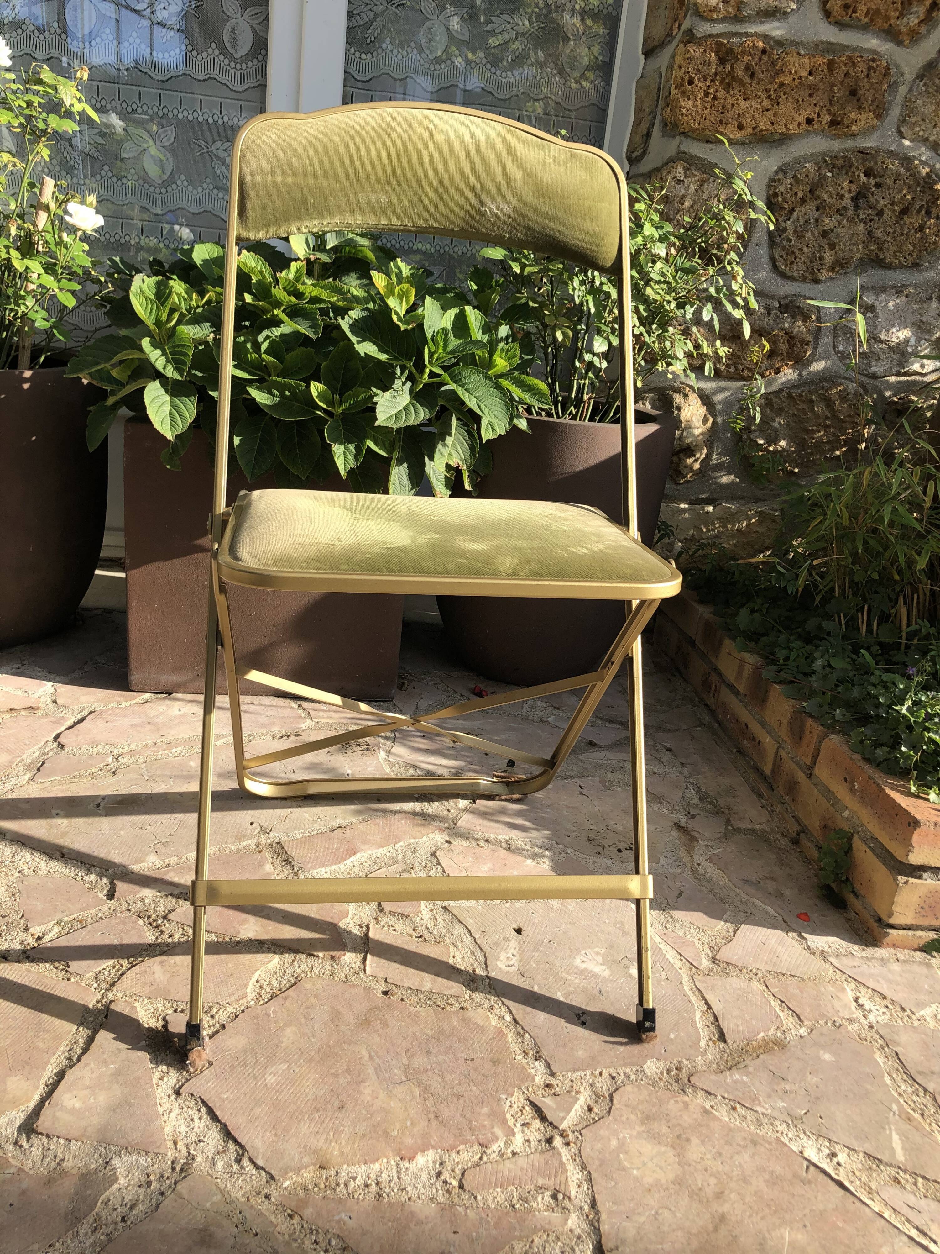 Pair of folding chairs