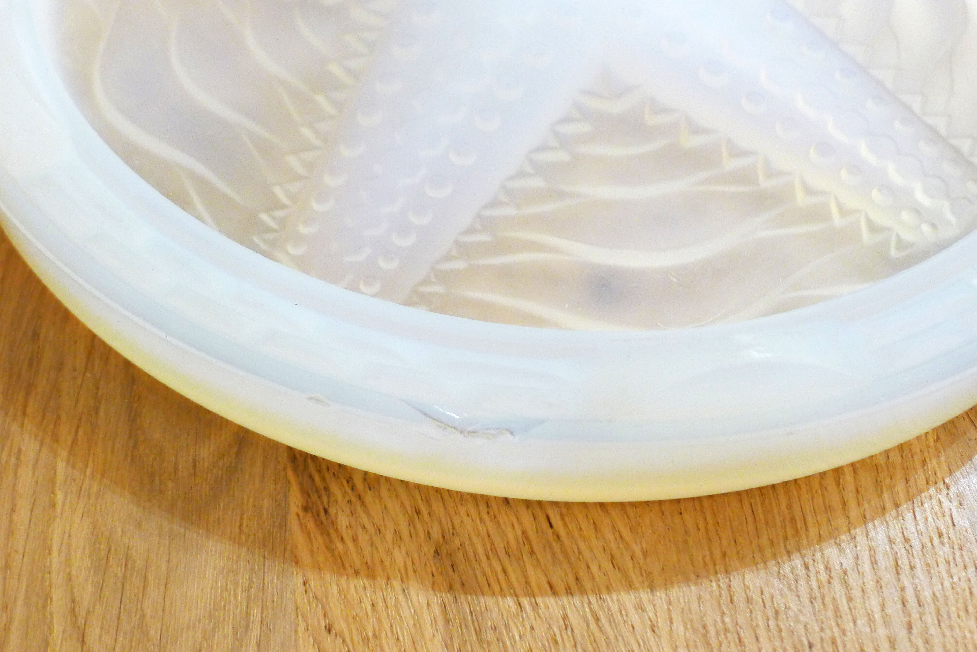 Opalescent sea star table mat