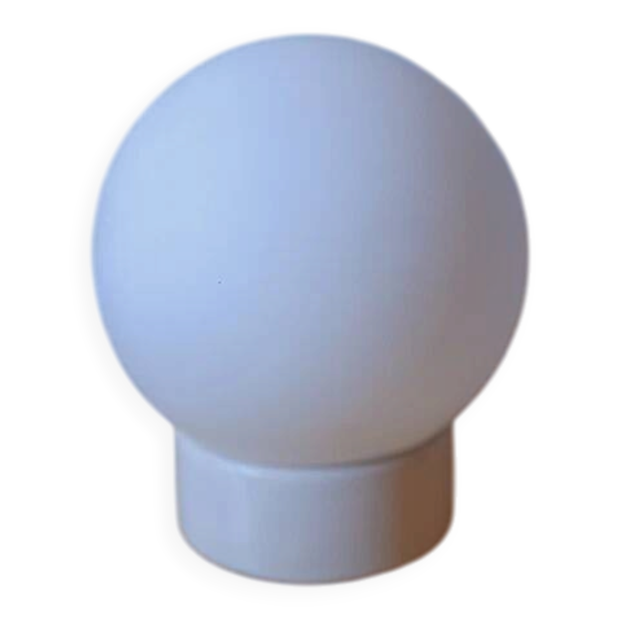 Ceramic and opaline wall light