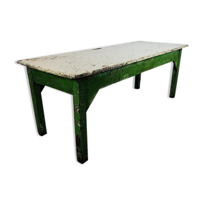 Table d'usine verte