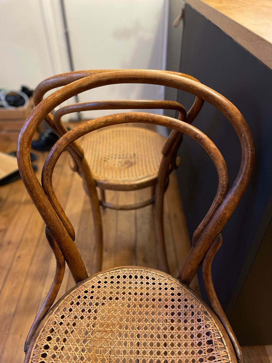 Chaises bistrot cannage