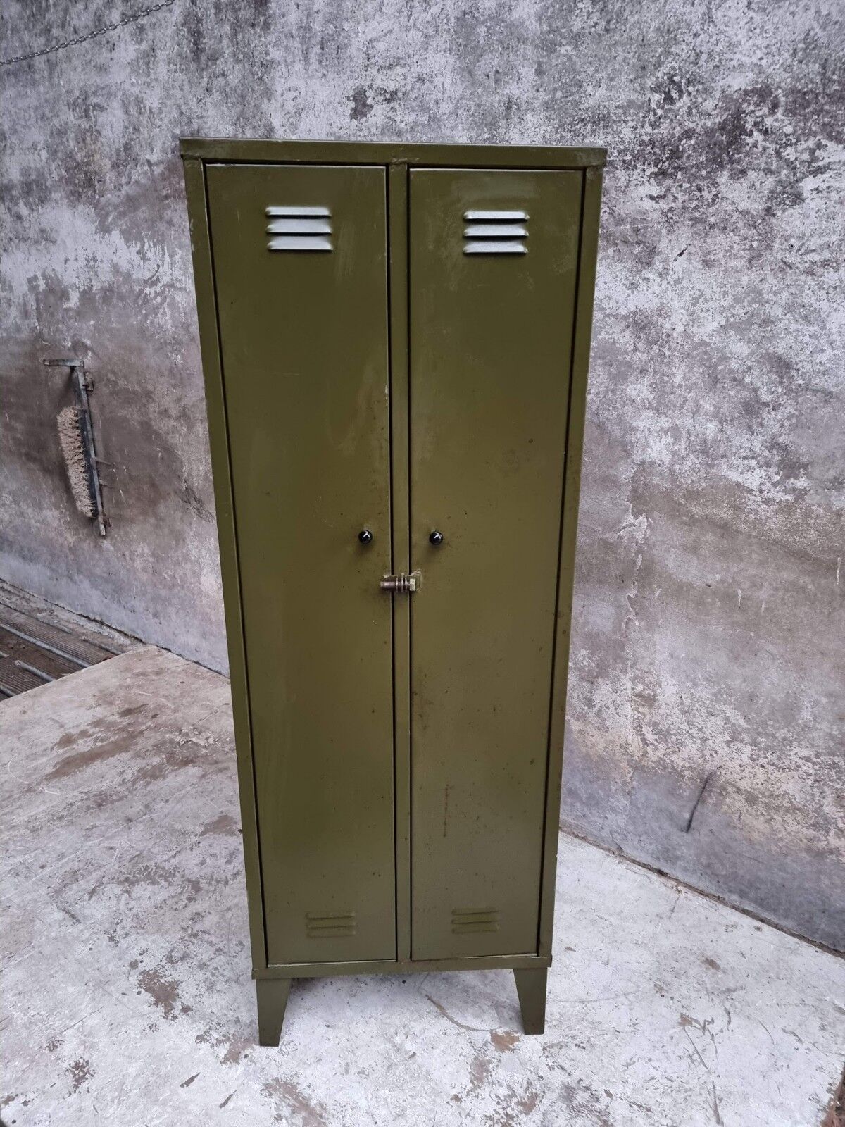 Industrial locker army green wardrobe