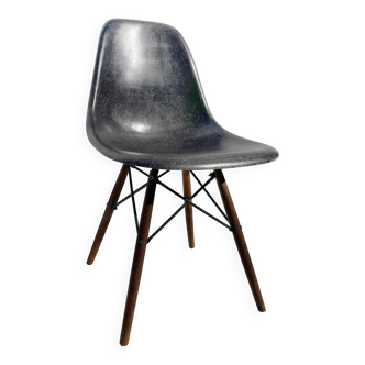 DSW CHAIR - RAY & CHARLES EAMES - HERMAN MILLER