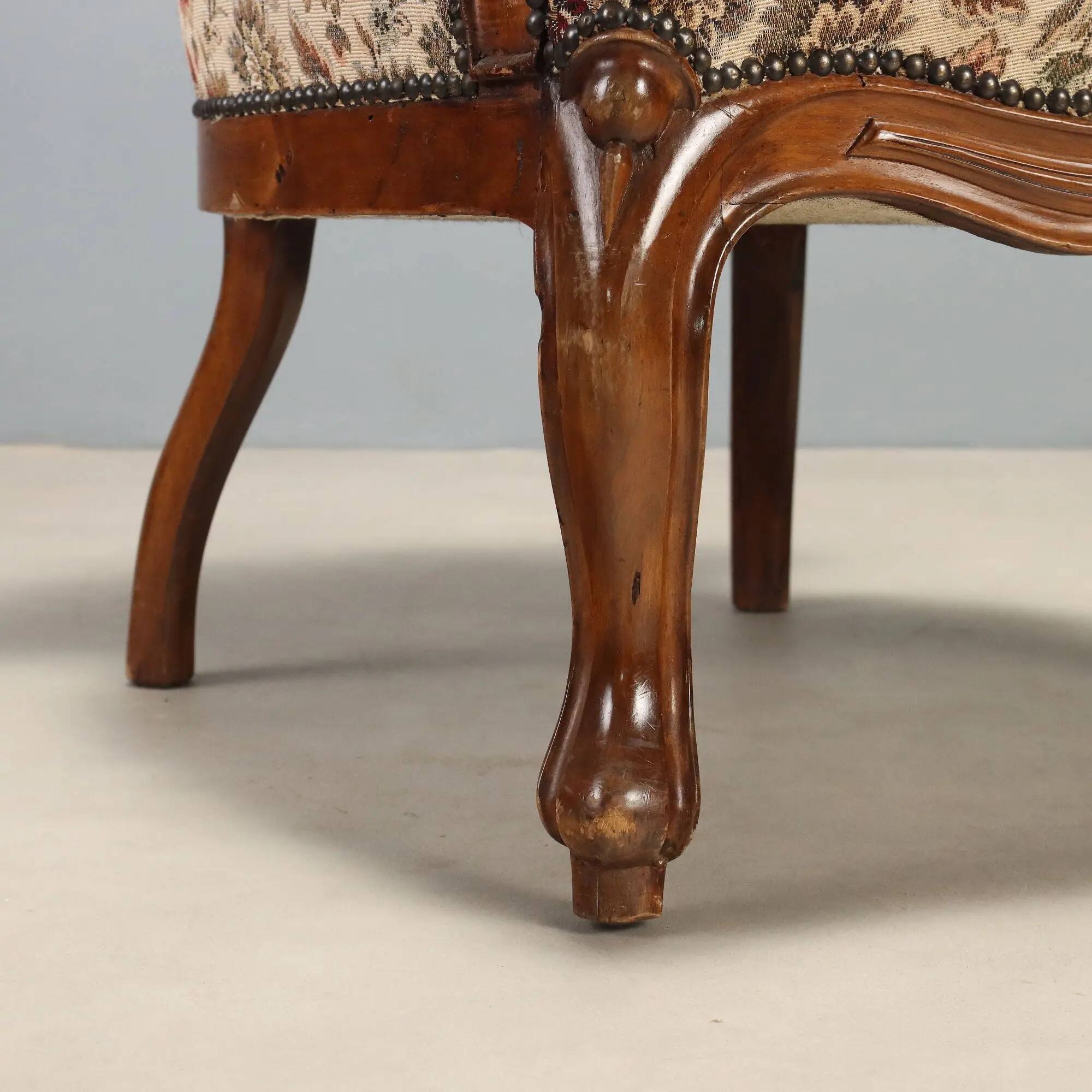 Antique Louis-Philippe bergère armchair in walnut, Italy, 19th century