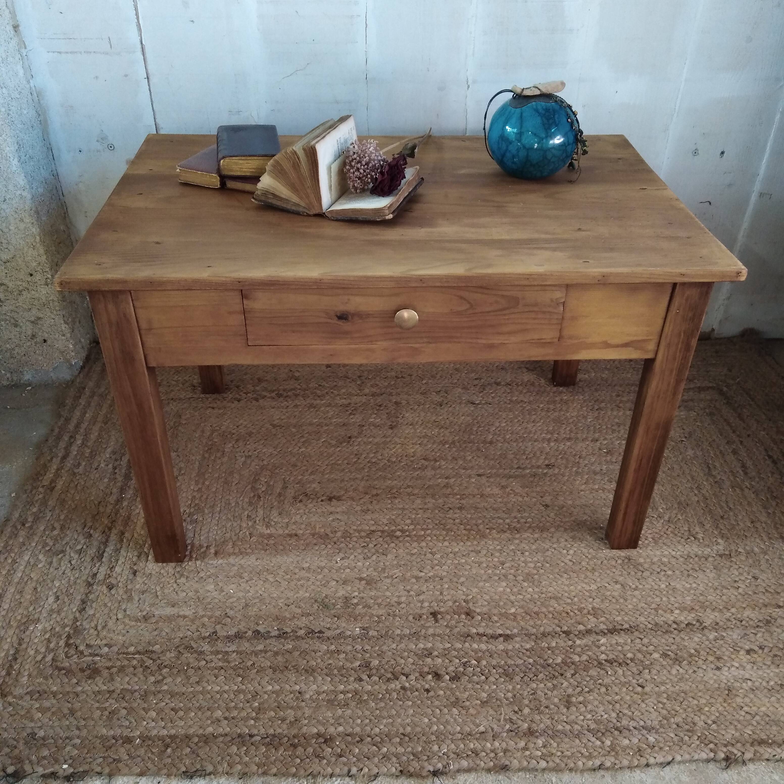 Table basse de ferme