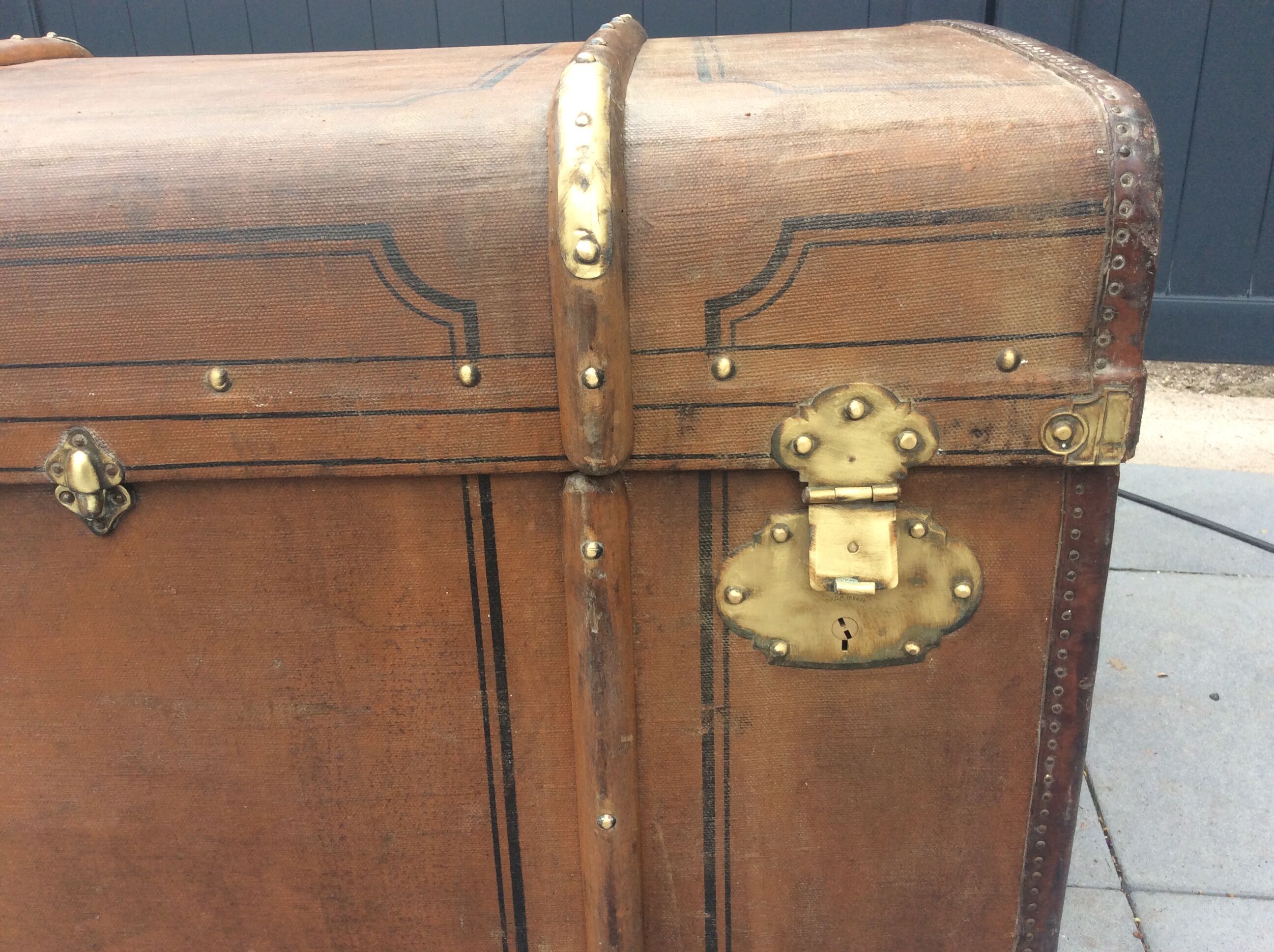 Luxury travel trunk 19 eme