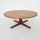 Table basse ronde en placage de bois de rose, années 1960