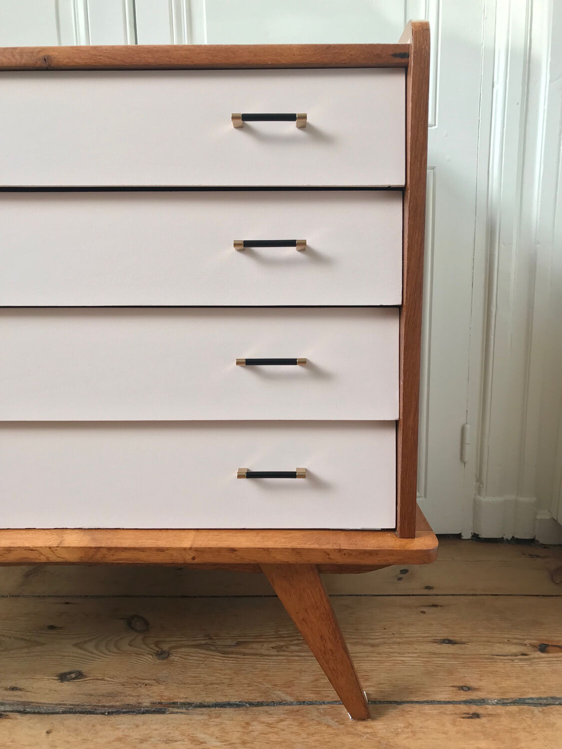 Vintage chest of drawers revisited in Setting Plaster from Farrow & Ball