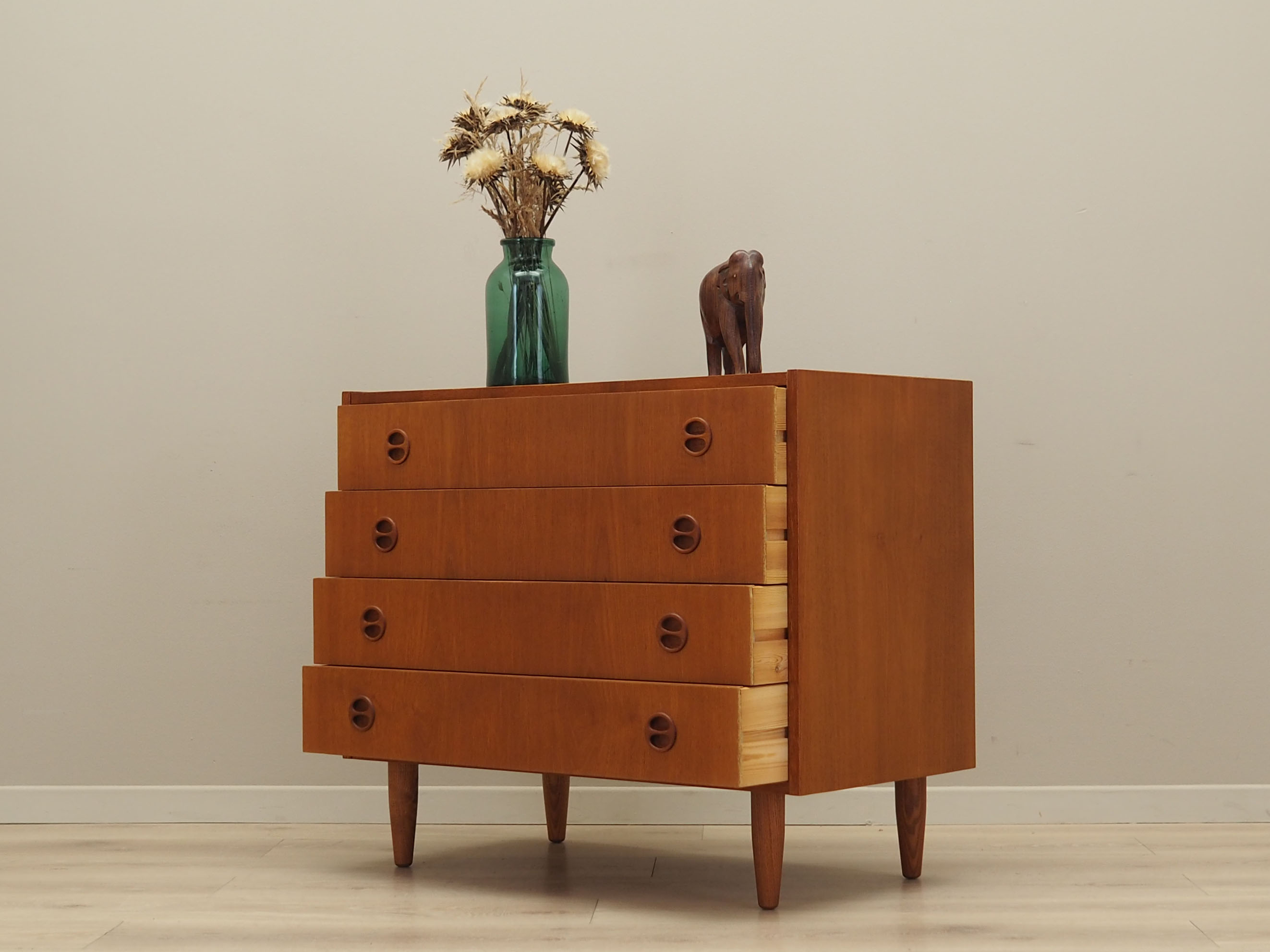 Commode en teck, design danois, années 1970, Danemark