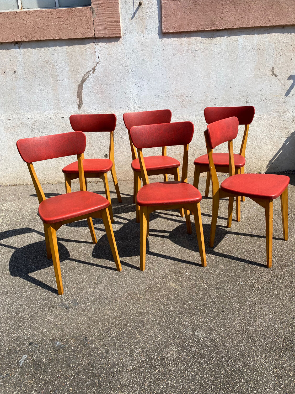 Set of 6 vintage bistro chairs