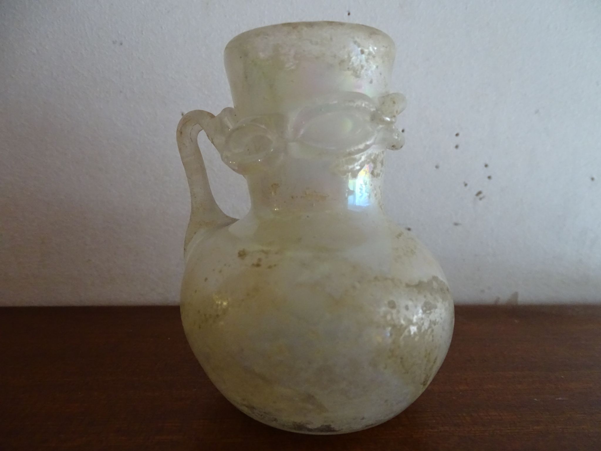 Vase with miniature handle Scavo Seguso Vetri d'Arte iridescent glass Murano 1950