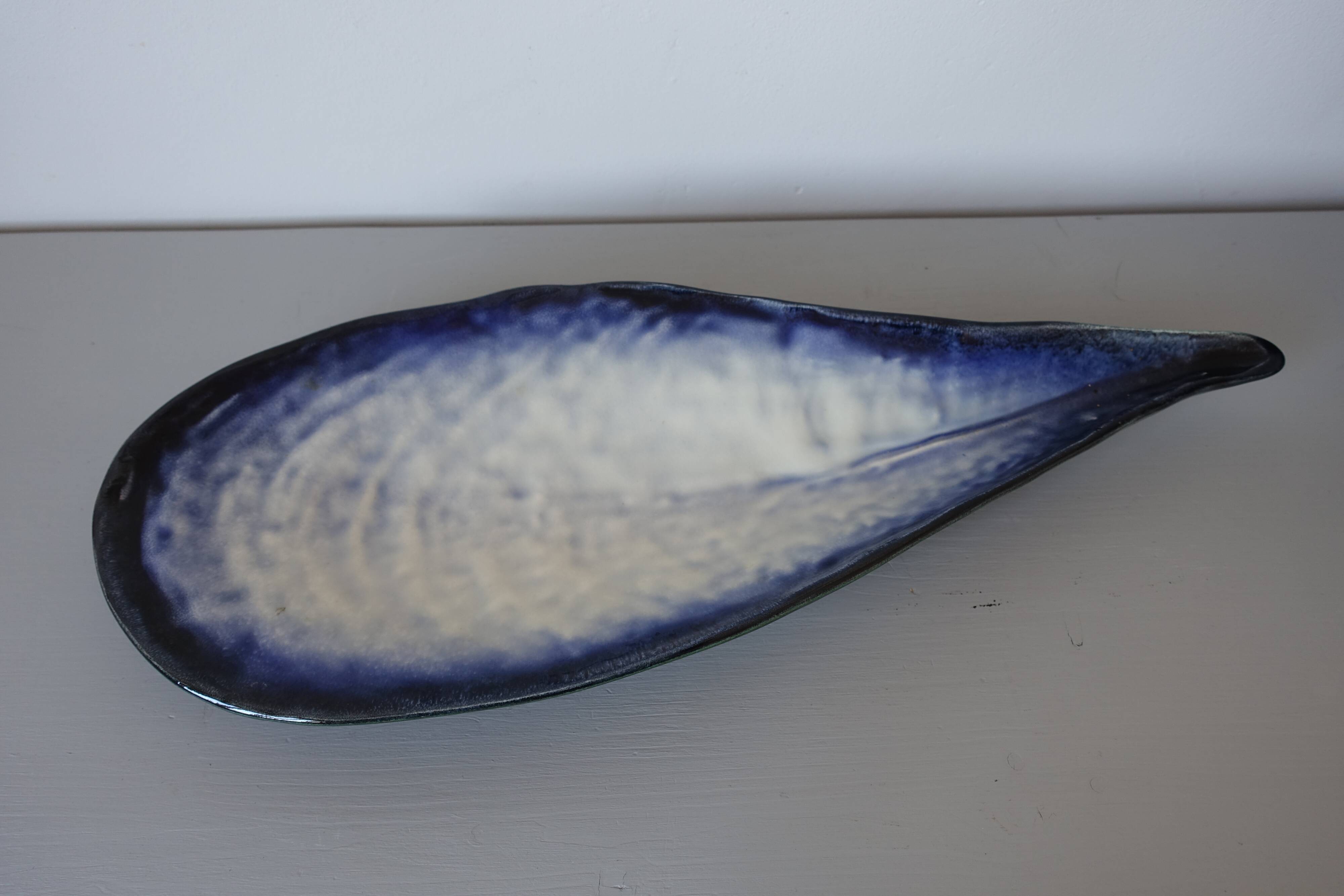 Pol Chambost flat in the shape of pearly shell 1950