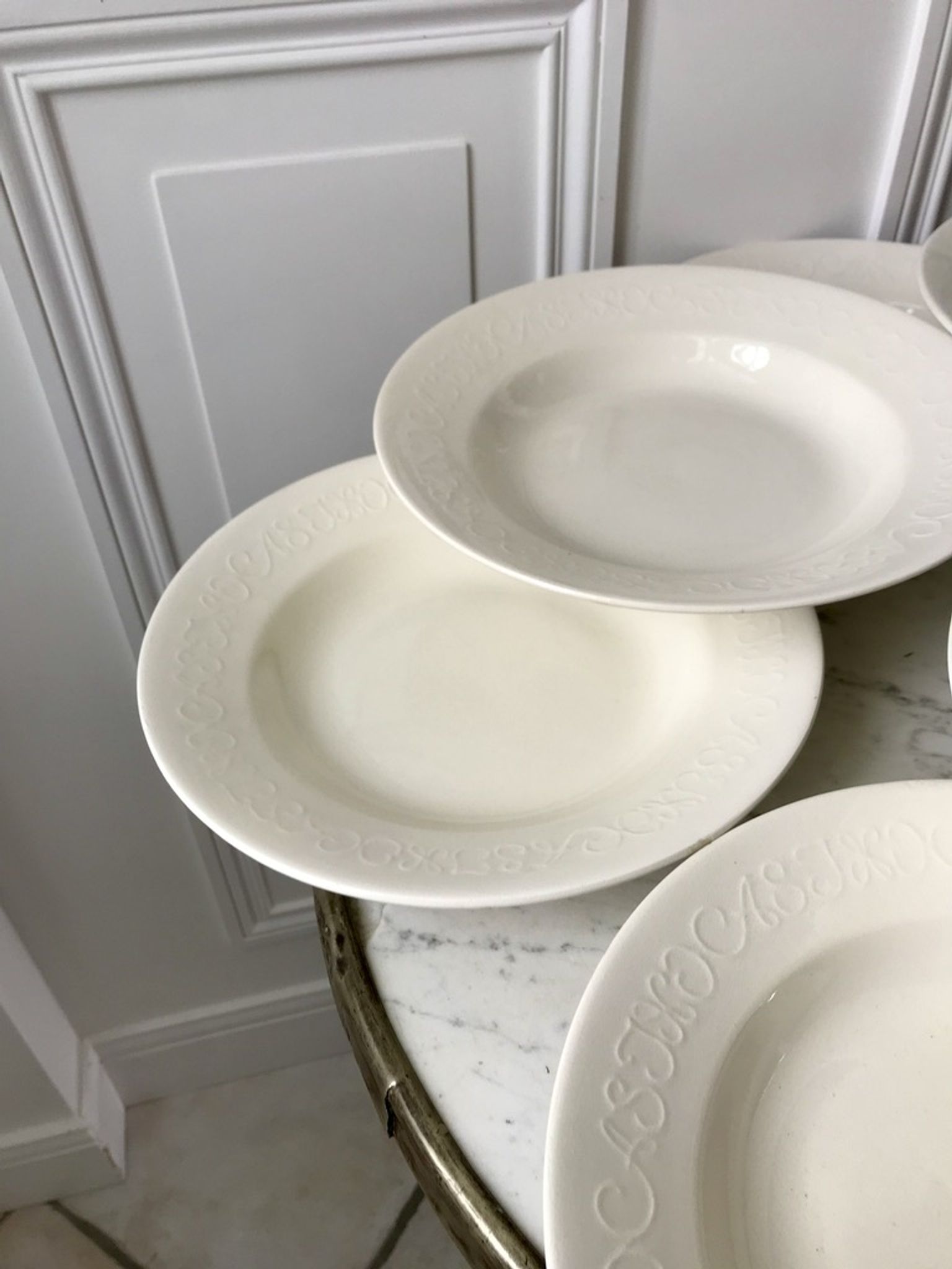 Set of 8 hollow plates Digoin Sarreguemines model Alphabet relief beige 40s